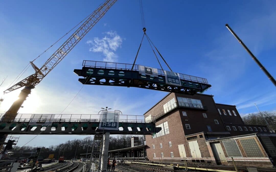 Fußgängerbrücke am BVG Ausbildungszentrum in Berlin